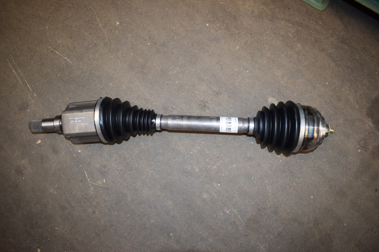 1x Original Mercedes Gelenkwelle vorderachse A9103301000 Vorderachswelle w907