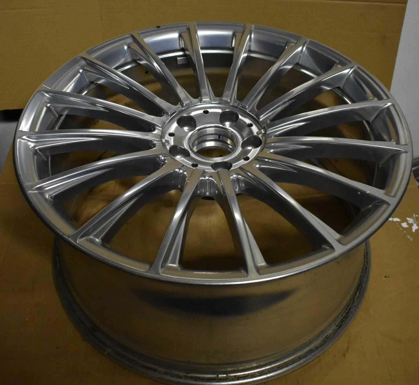 1x Original Mercedes Maybach w222 w217 S Alufelge a2224014500 9,5jx20 H2 ET38