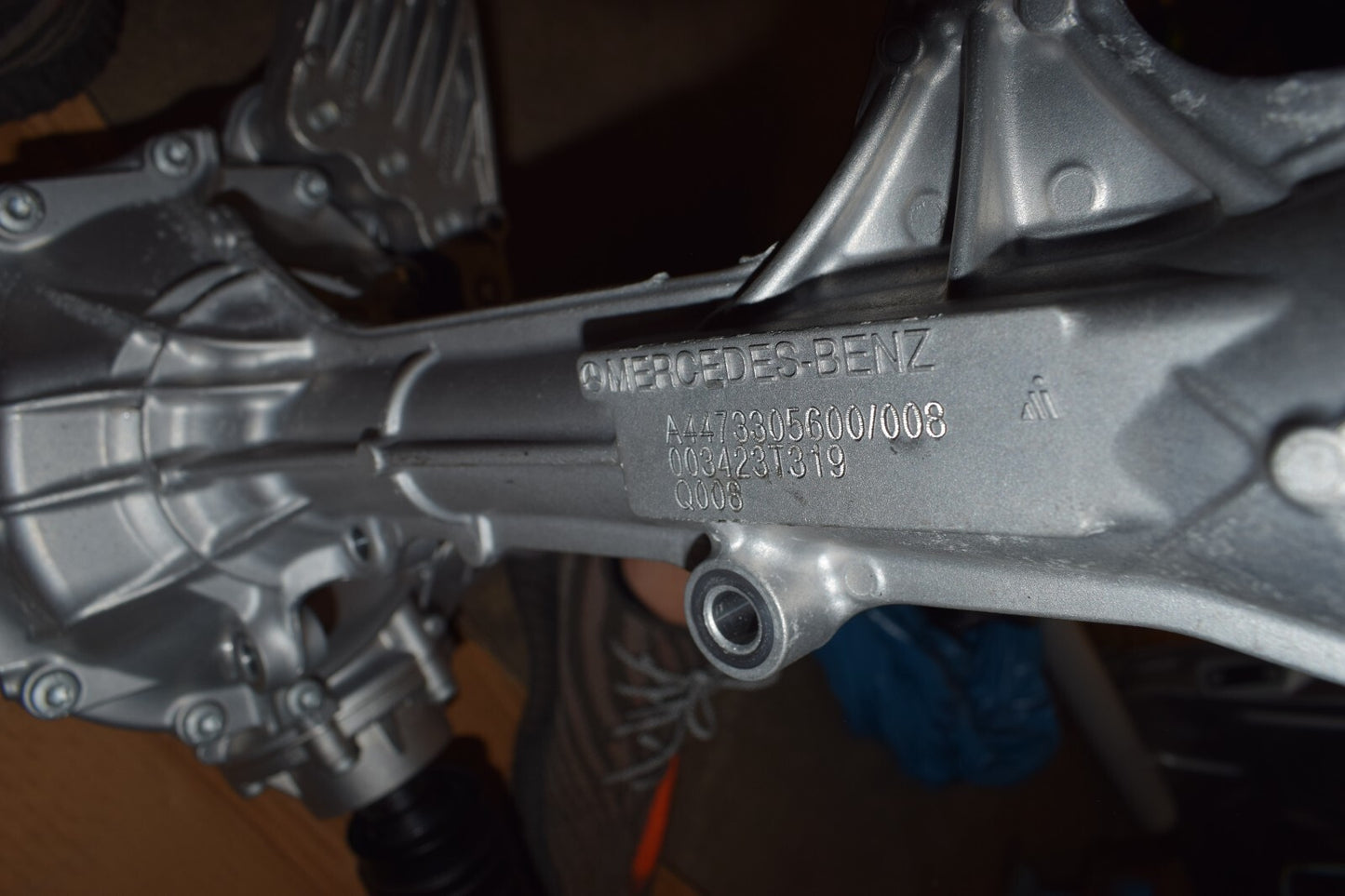 1x Original Mercedes Gw447 4 Matic Vorderachsgetriebe a4473305600 Kardanwelle