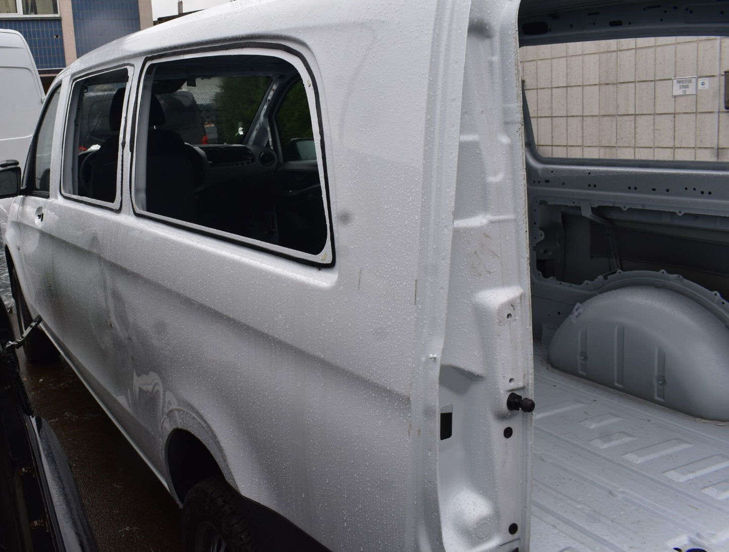 Mercedes Vito Karosse Arktikweiss w447 extra lang blech teile