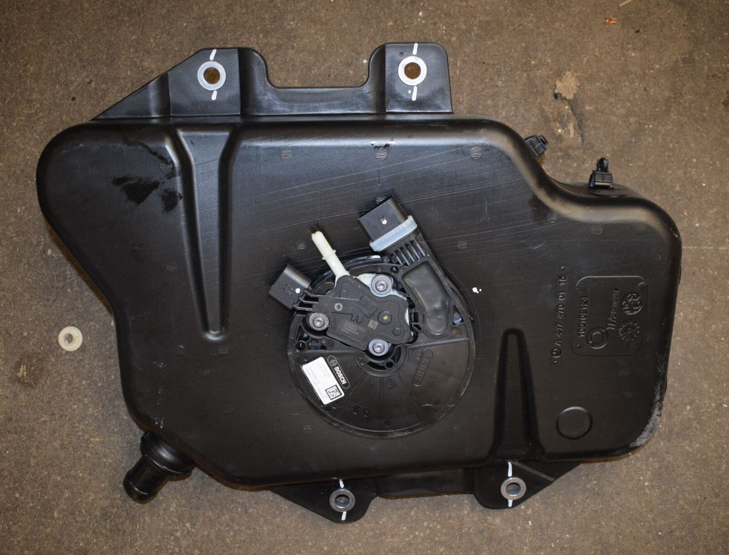 Original Mercedes w447 Tank AdBlue Tank a4474700115