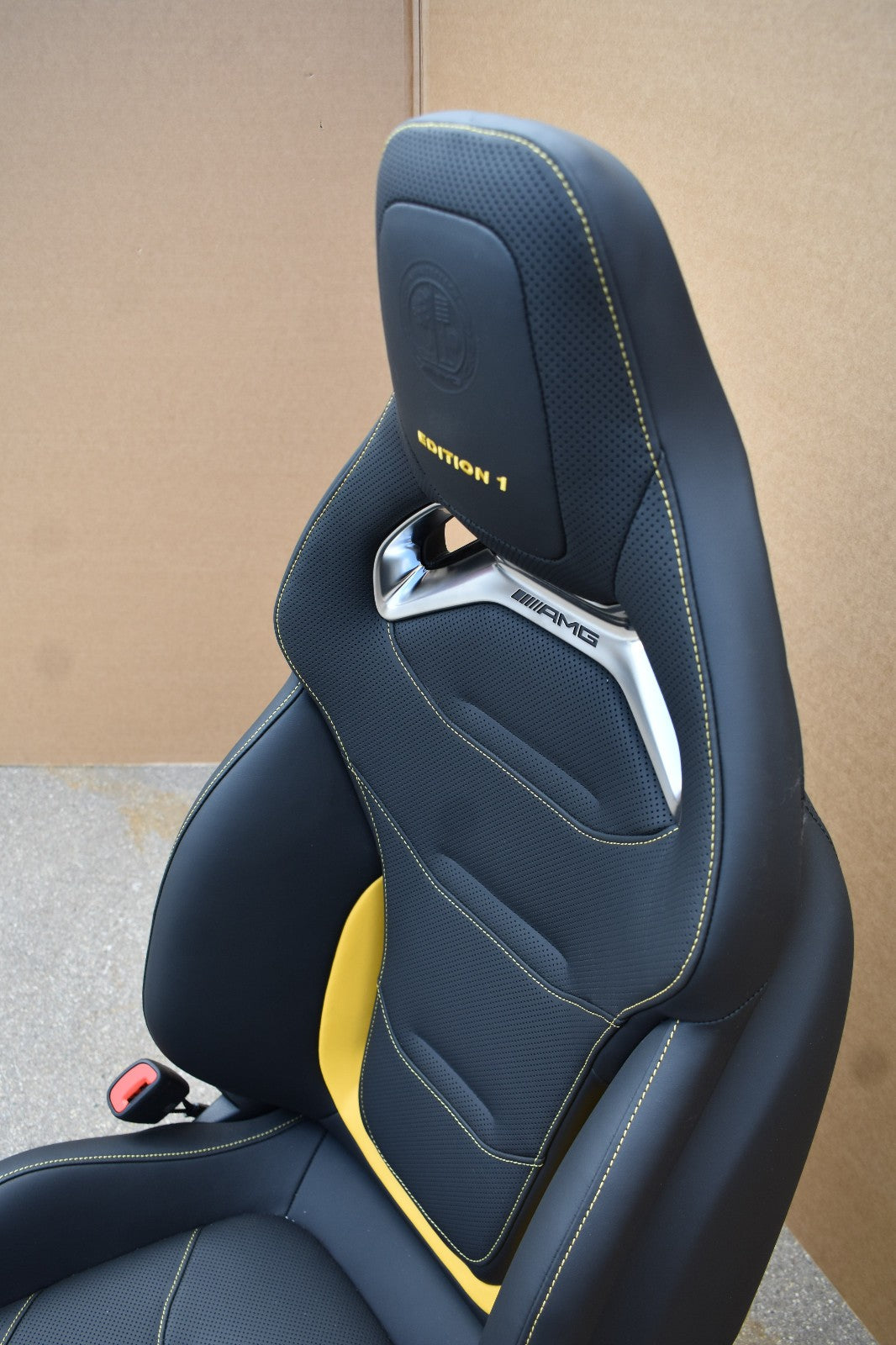 Mercedes wS214 W214 E Klasse AMG Sitze vorne links Performance Edition