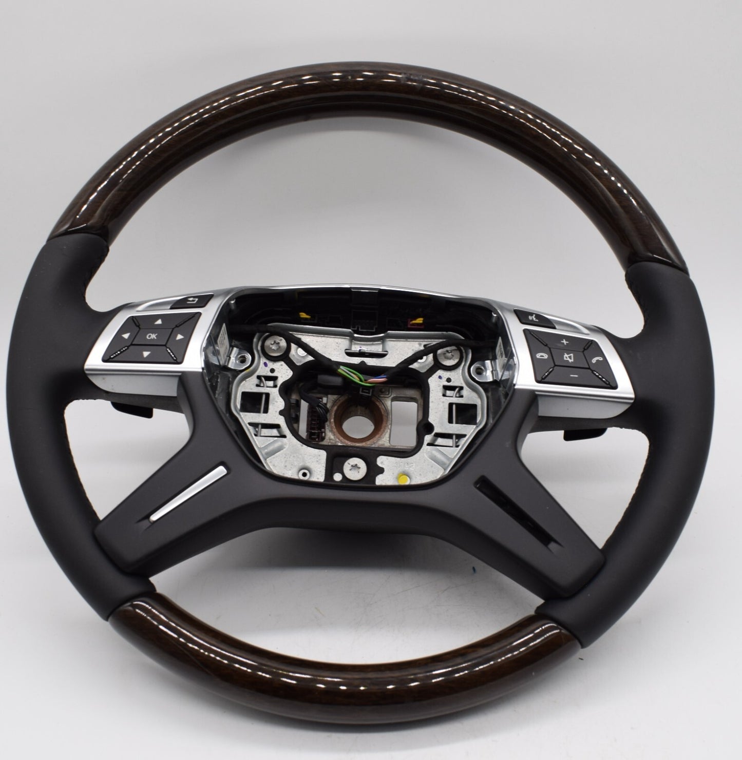 Original Mercedes w166 Holzlenkrad GL ML A1664609903 9E38 schwarz Holz