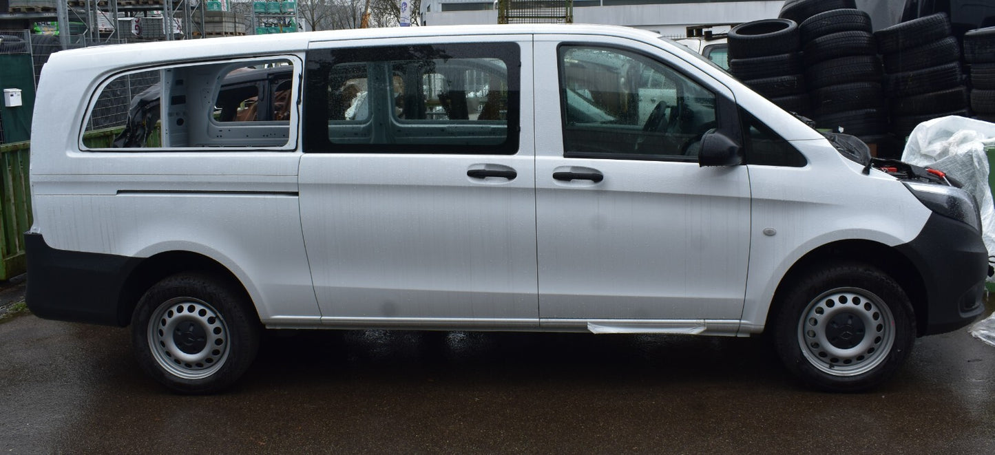 Mercedes Vito Karosse Arktikweiss w447 extra lang blech teile