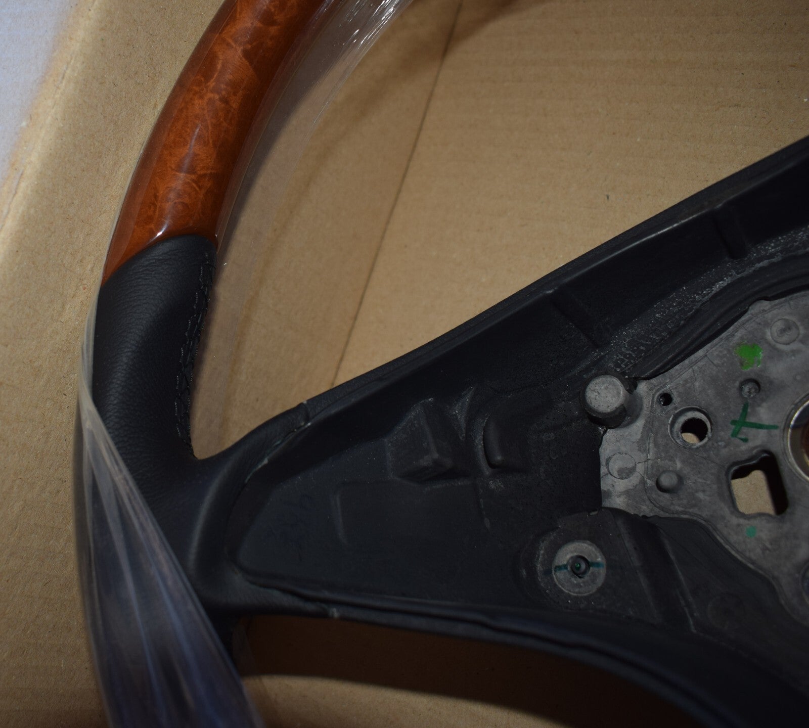 Original Mercedes R230 230 SL Holzlenkrad Lenkard Steering wheel NEU