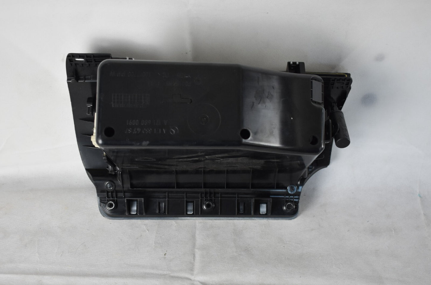 Original Mercedes SLK R171 a1716804787 Handschuhfach mit Leiste