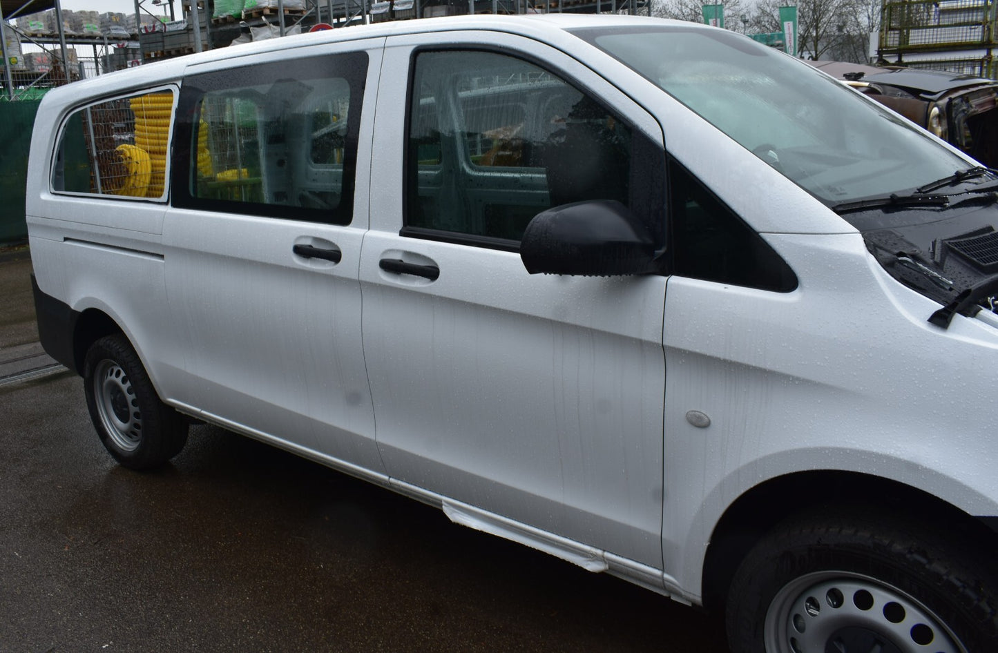 Mercedes Vito Karosse Arktikweiss w447 extra lang blech teile