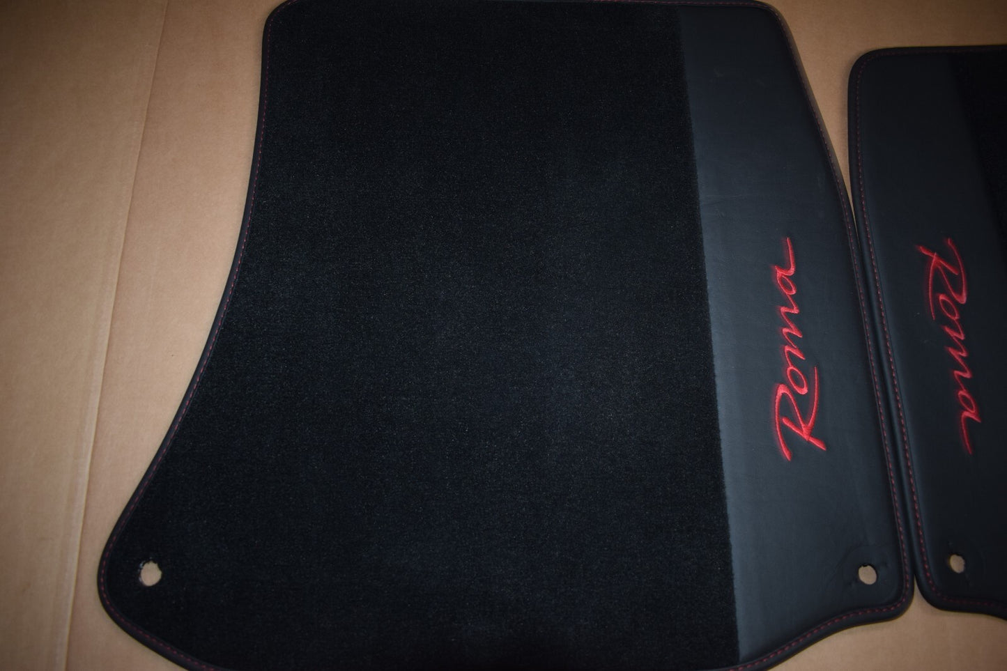 Original Ferrari Roma Fußmatten schwarz Teppich