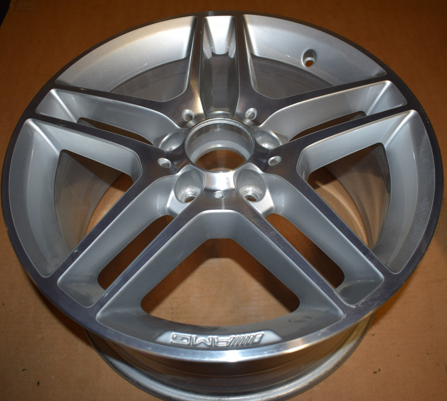 1x Original Mercedes w204 C Klasse Alufelge 17 Zoll a2044012400 8,5Jx17 Et58