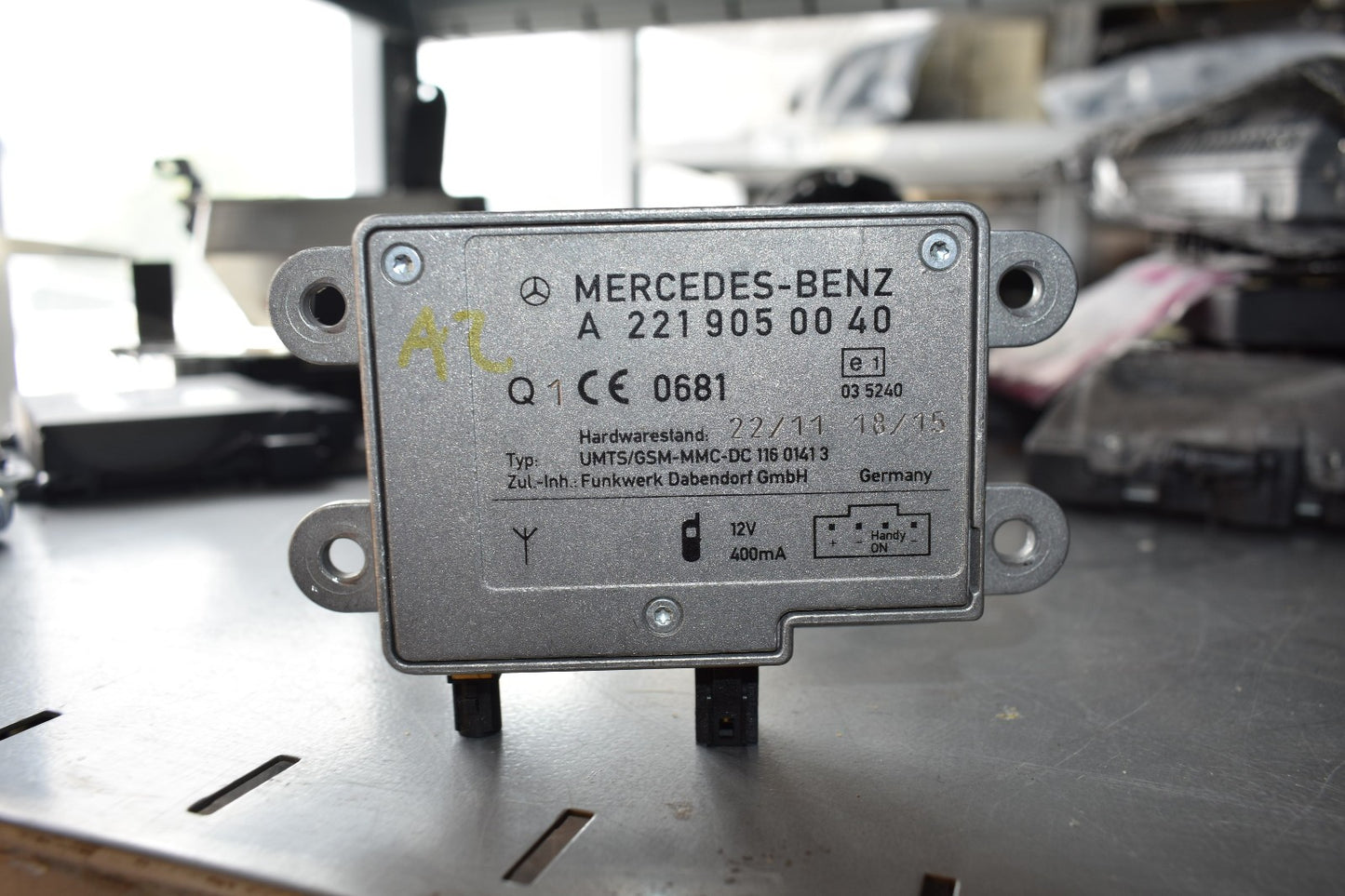 Original Mercedes a2219050040 w221 Antennenverstärker
