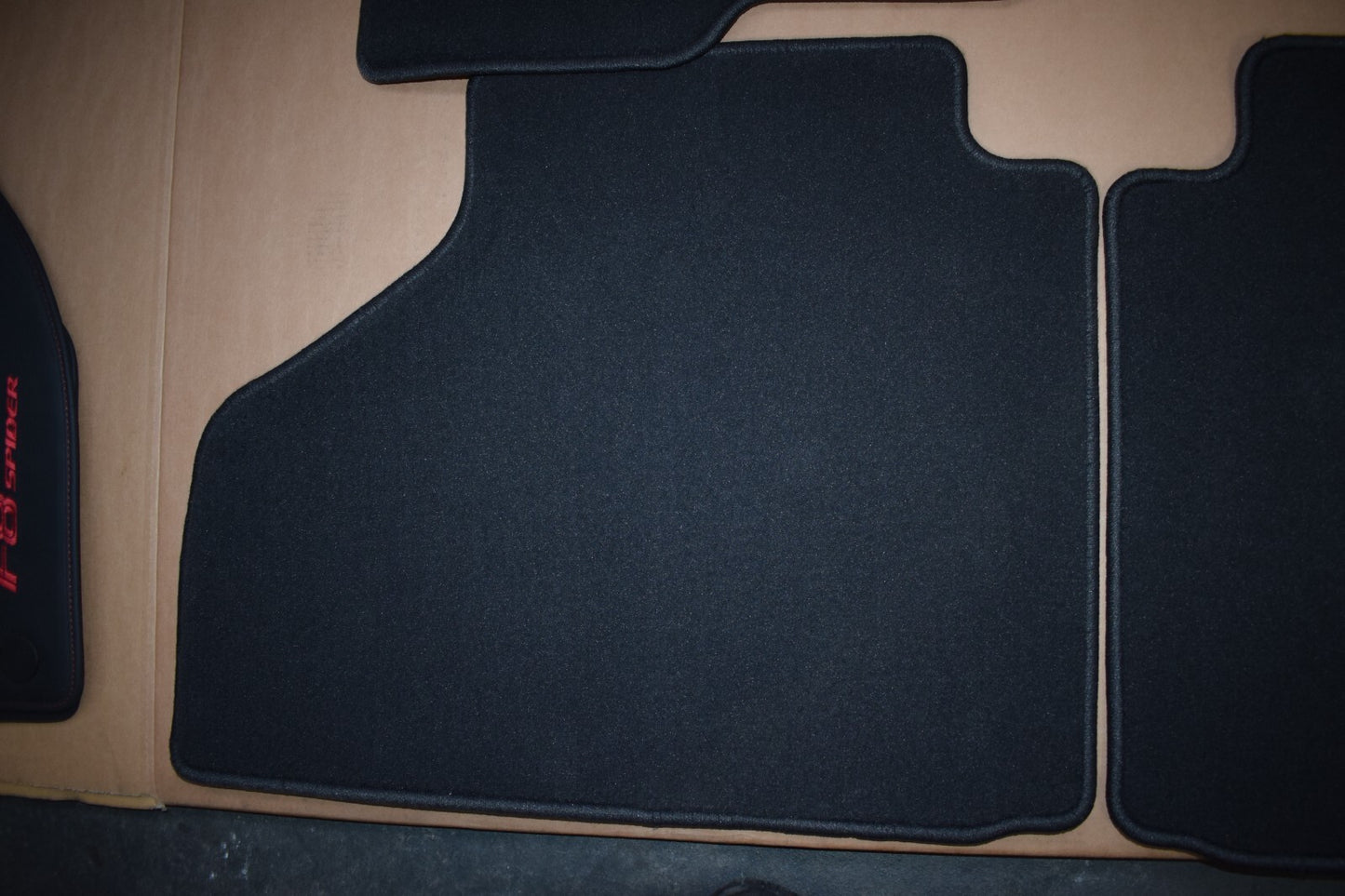 Original Velour Cadillac XT4 Fußmatten schwarz Teppich