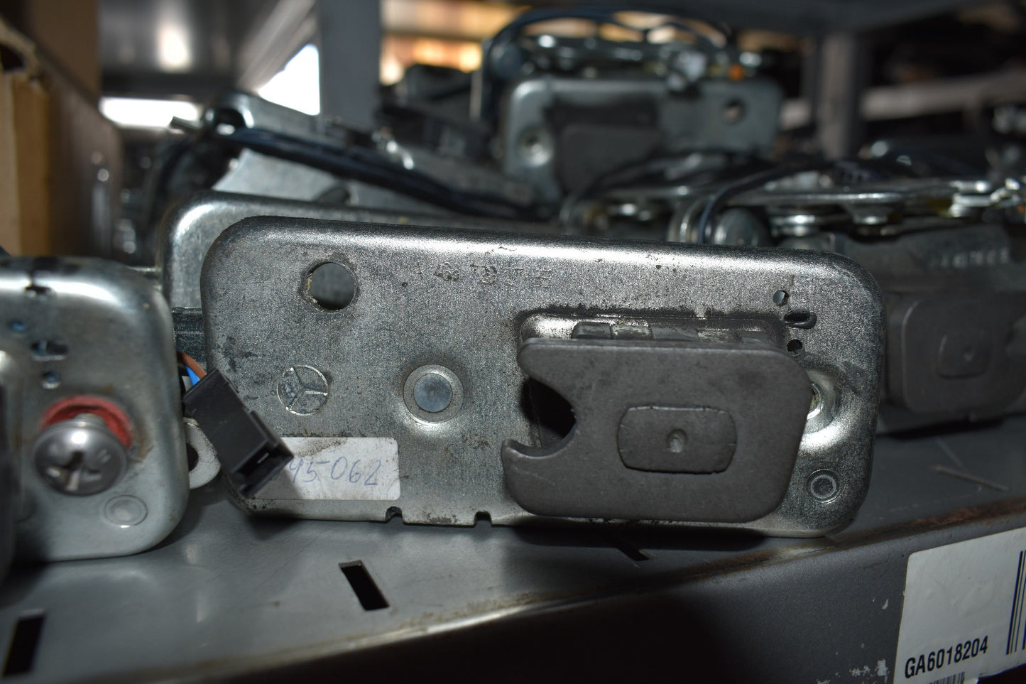 Original Mercedes w463 G klasse Tür Schloss a4637202735 vorne links