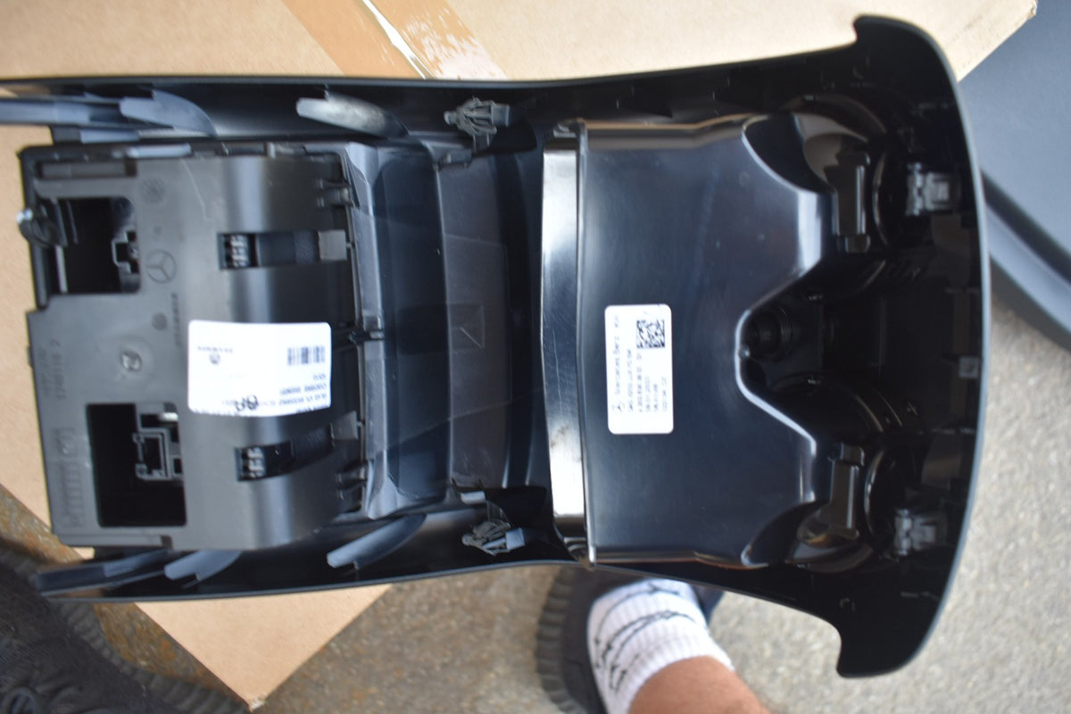 Original Mercedes w205 C Klasse Mittelkonsole Luftdüse hinten USB C