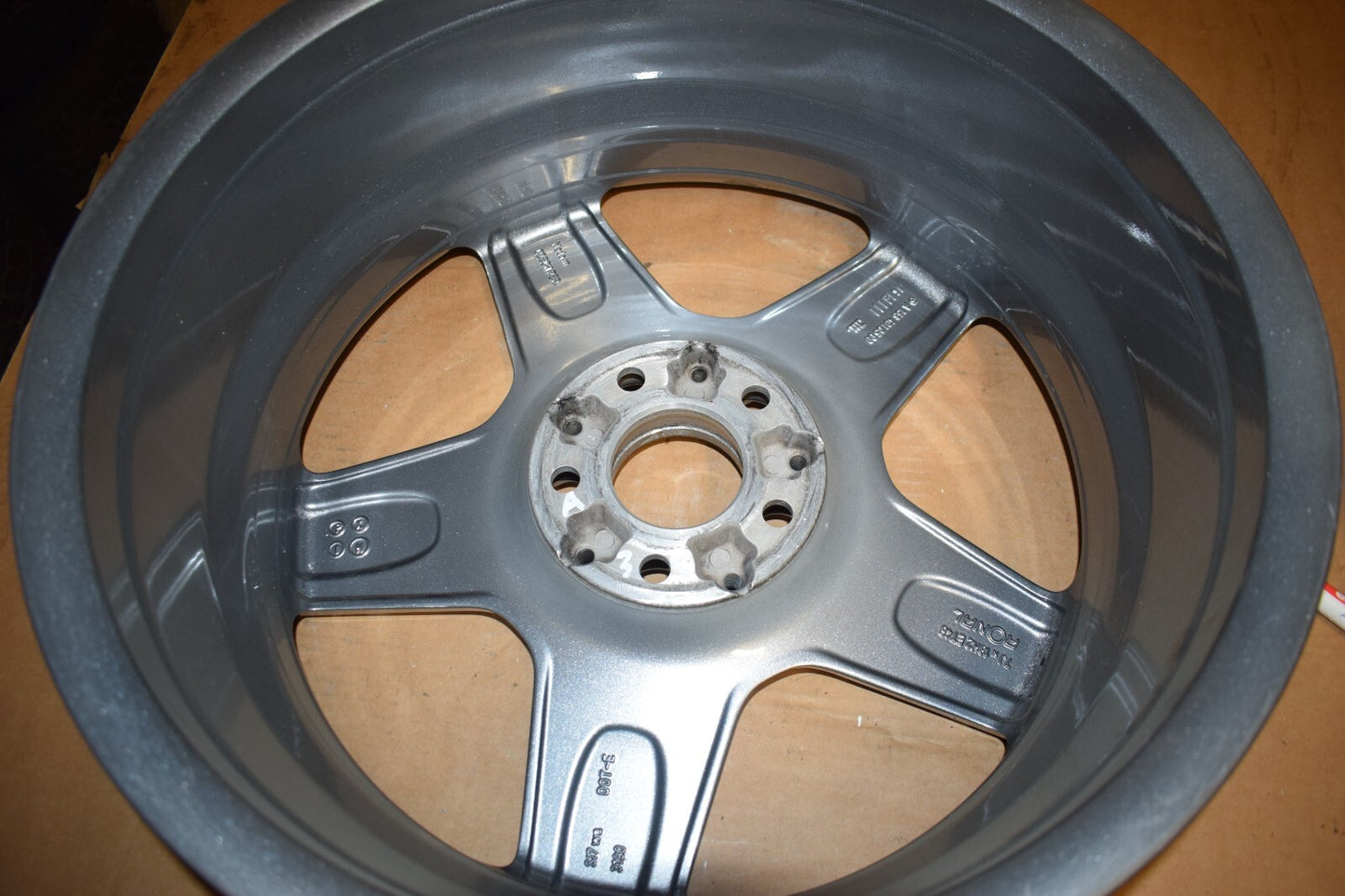 1x Original Mercedes w156 GLA Alufelge a1564010500 7Jx18 ET46