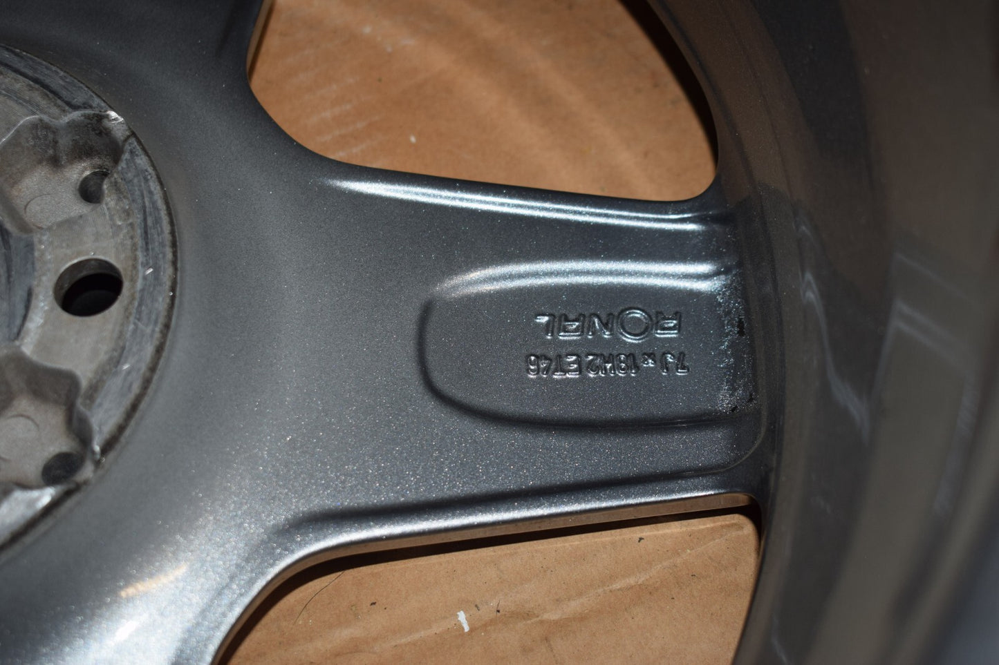 1x Original Mercedes w156 GLA Alufelge a1564010500 7Jx18 ET46