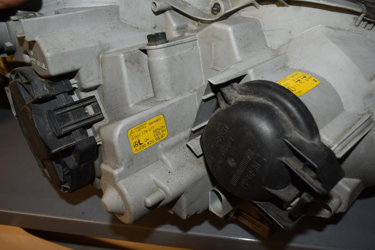 Original Mercedes SL R230 Scheinwerfer links Xenon