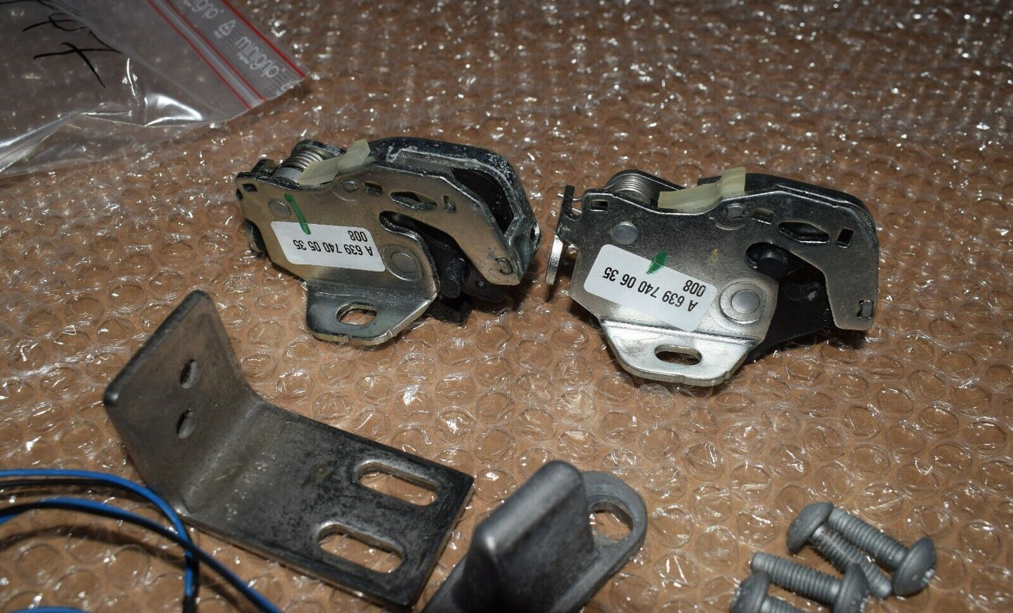 Original Mercedes Vito Flügeltür Schloss rechts hinten Set w447