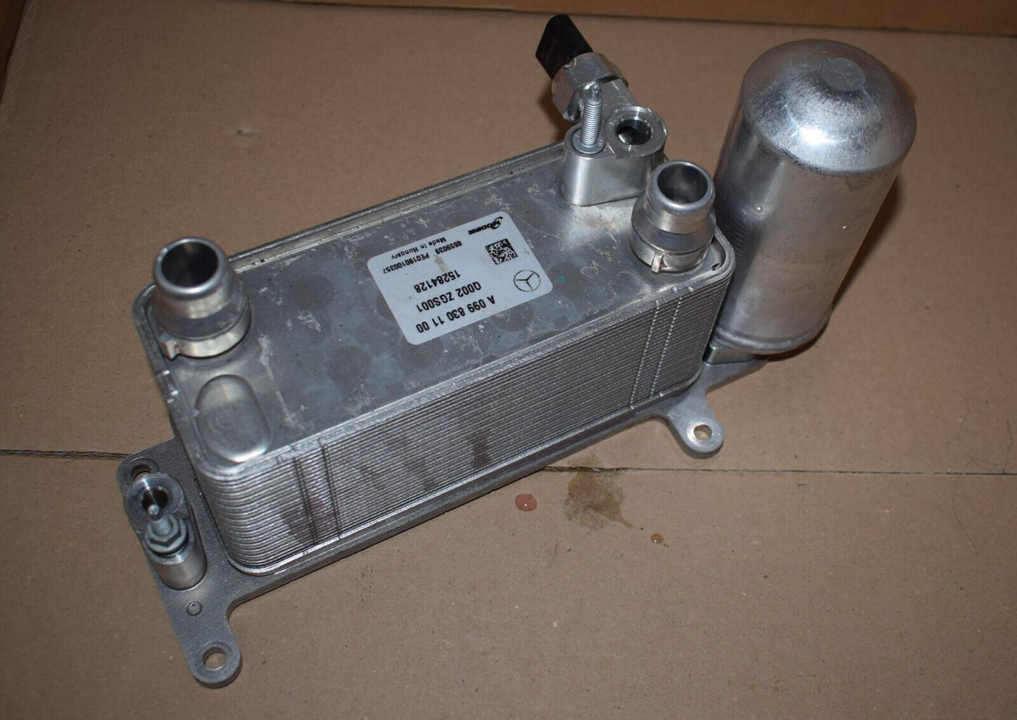 Original Mercedes Kältemittelkondensator w447 V EQV Elektro A0998301100