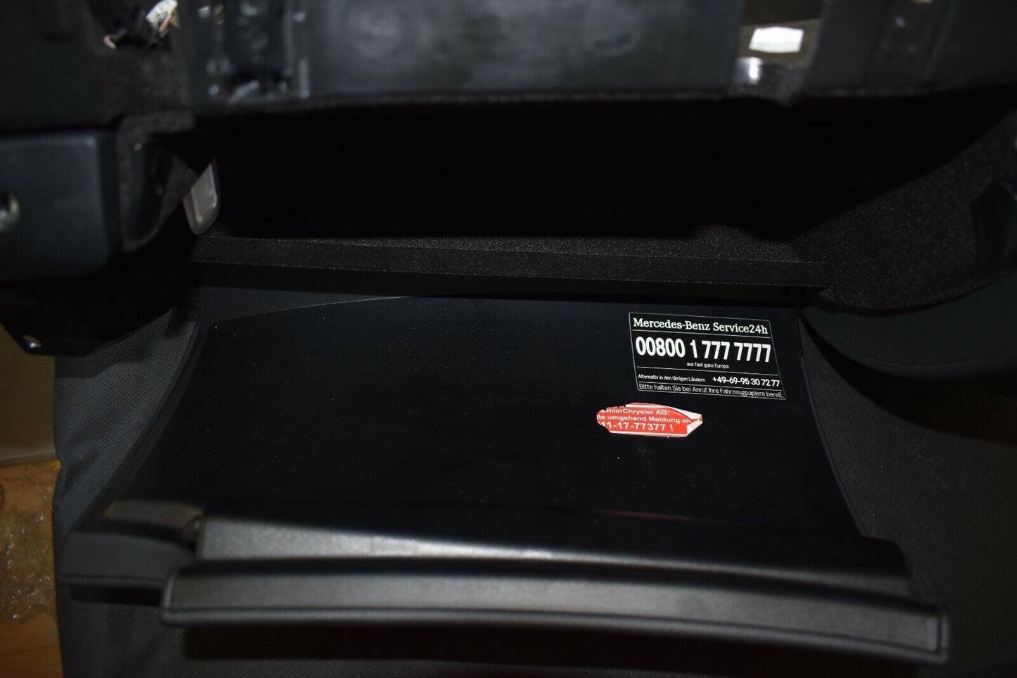 Original Mercedes Handschuhfach w219 c219 219 CLS Staufach Ablagefach Fach