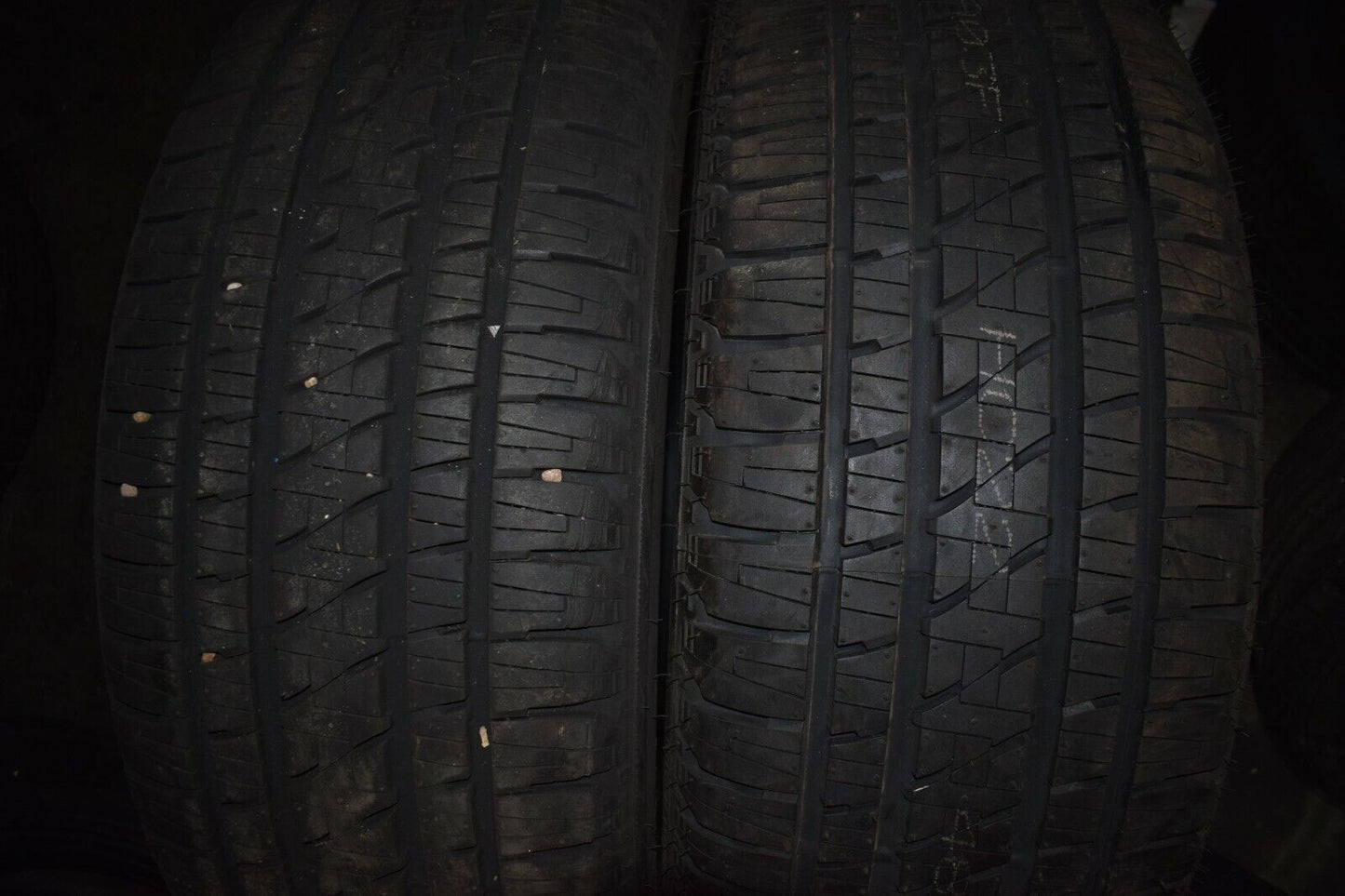 2x Bridgestone 285 45 R22 110H M + S Sommerreifen Allwetter bj 2014