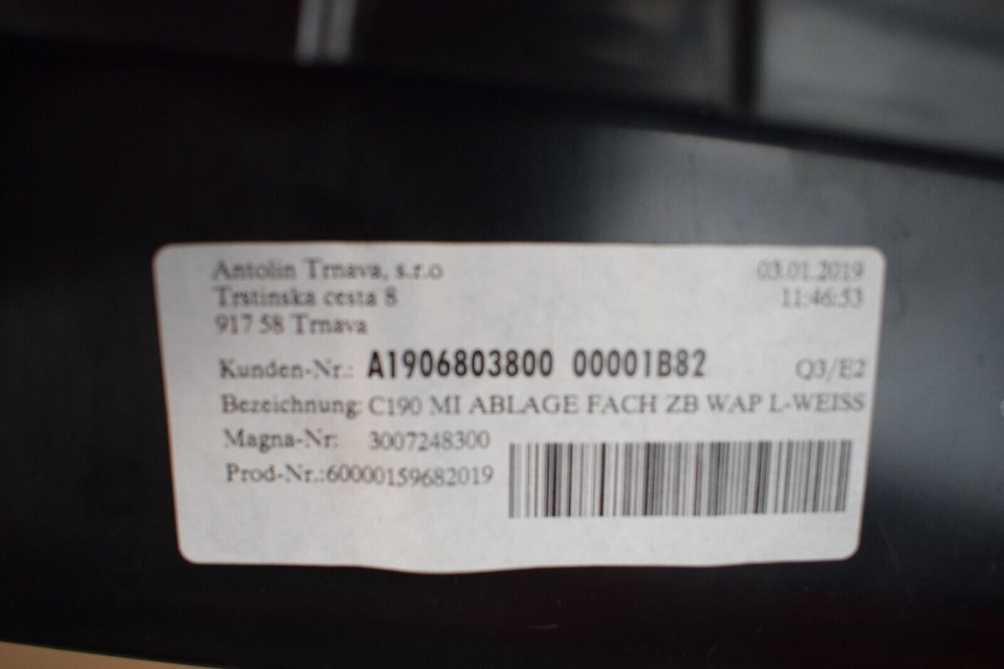 Original Mercedes AMG C190 GT Mittelkonsole Ablagefach weiss
