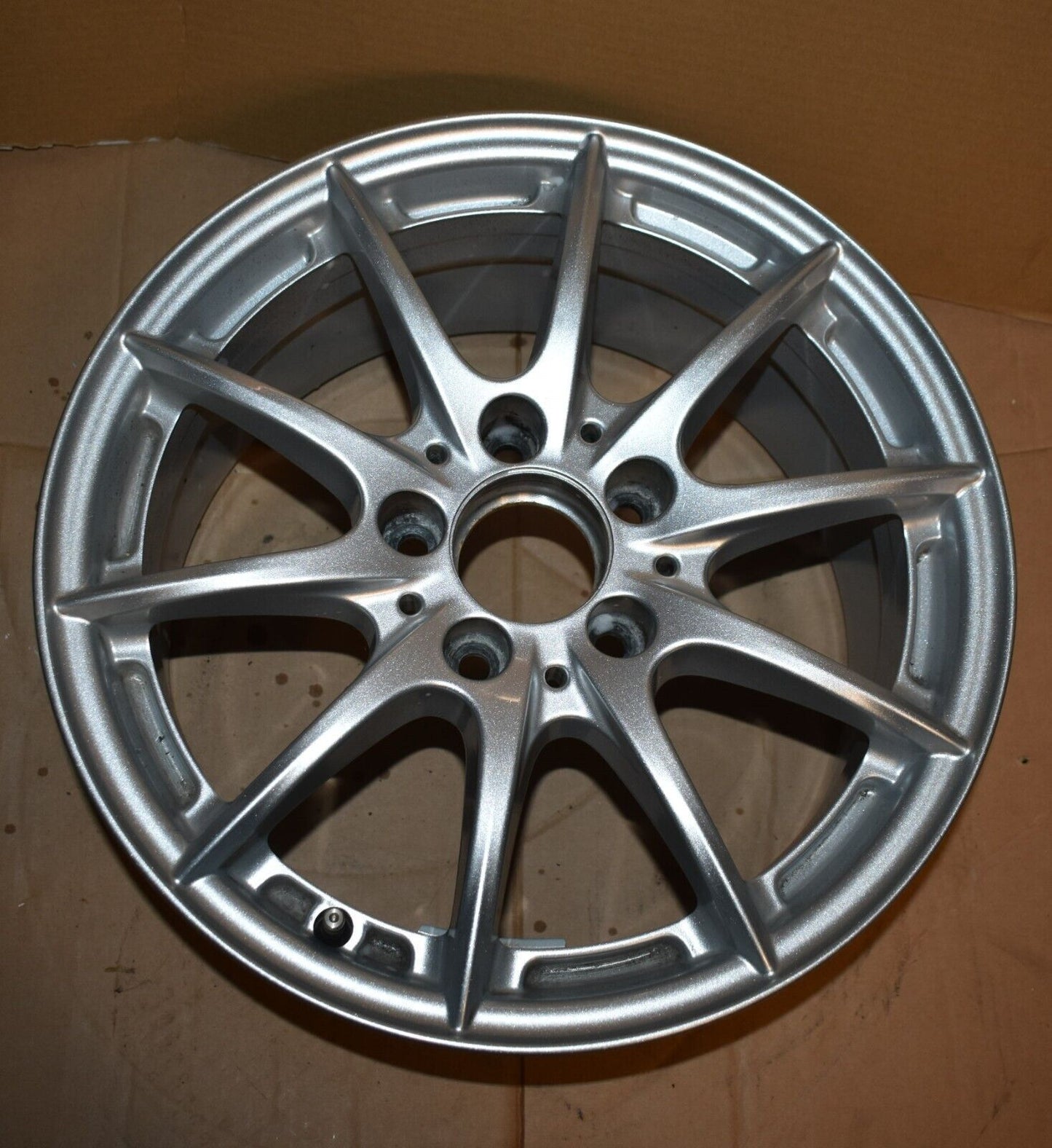 1x Original Mercedes w212 E klasse a2124014002 7,5Jx18 ET45,5