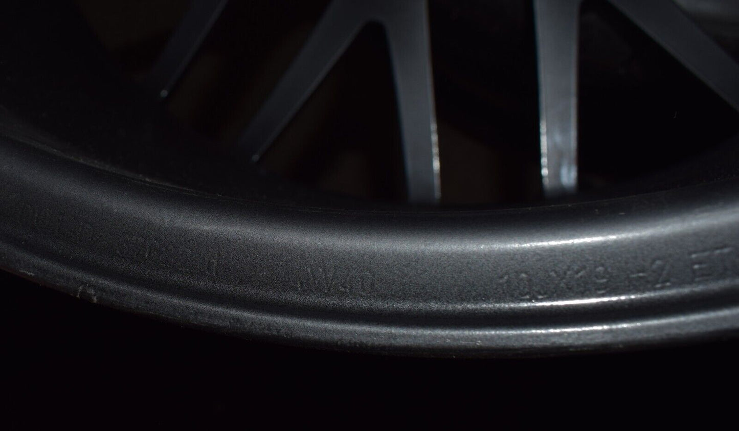 Original Mercedes w218 Alufelge a2184011800 schwarz Matt CLS 63 hinten