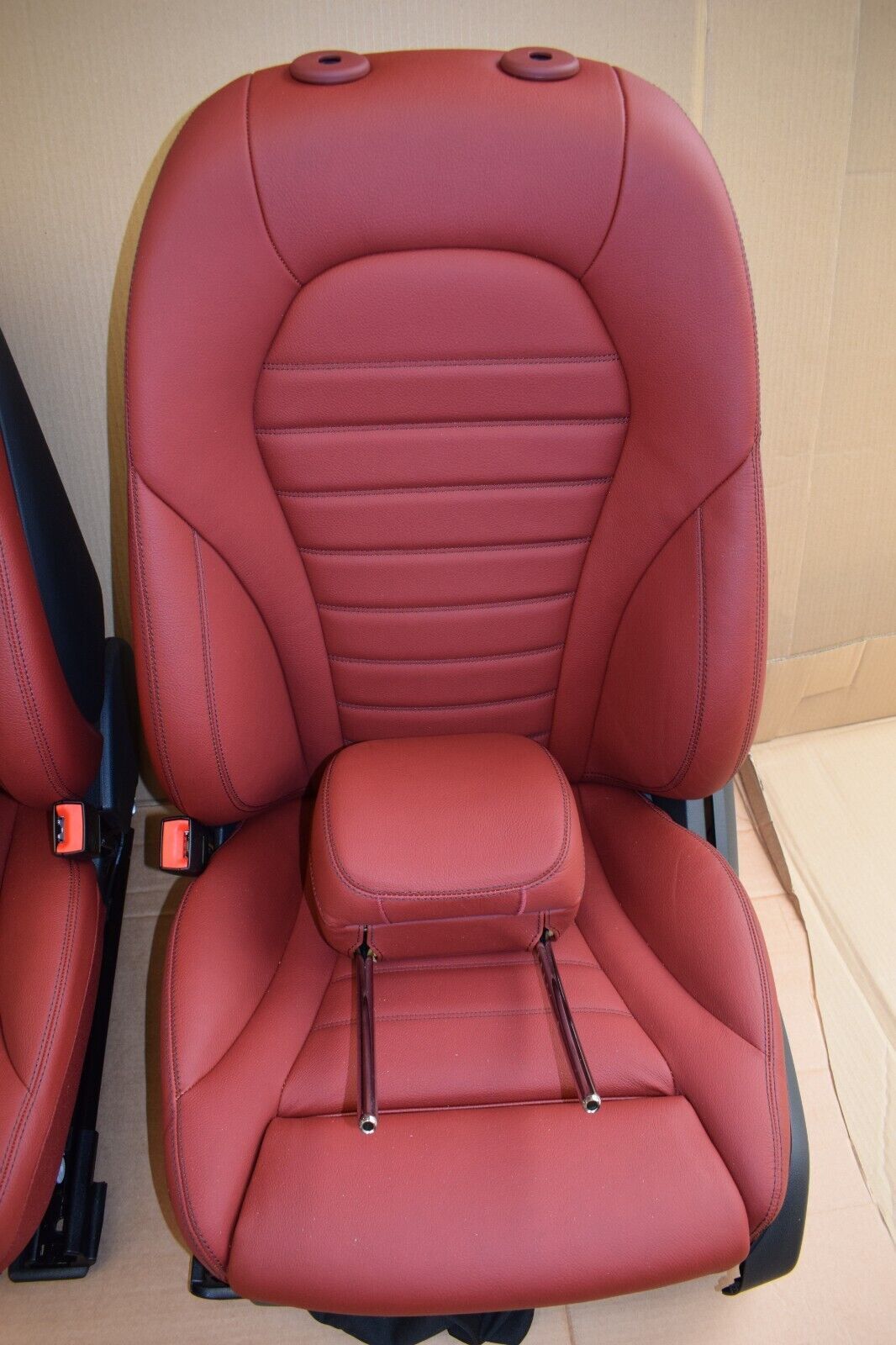 Original Mercedes w205 C Klasse Sitze Innenausstattung rot Ledersitze Limo