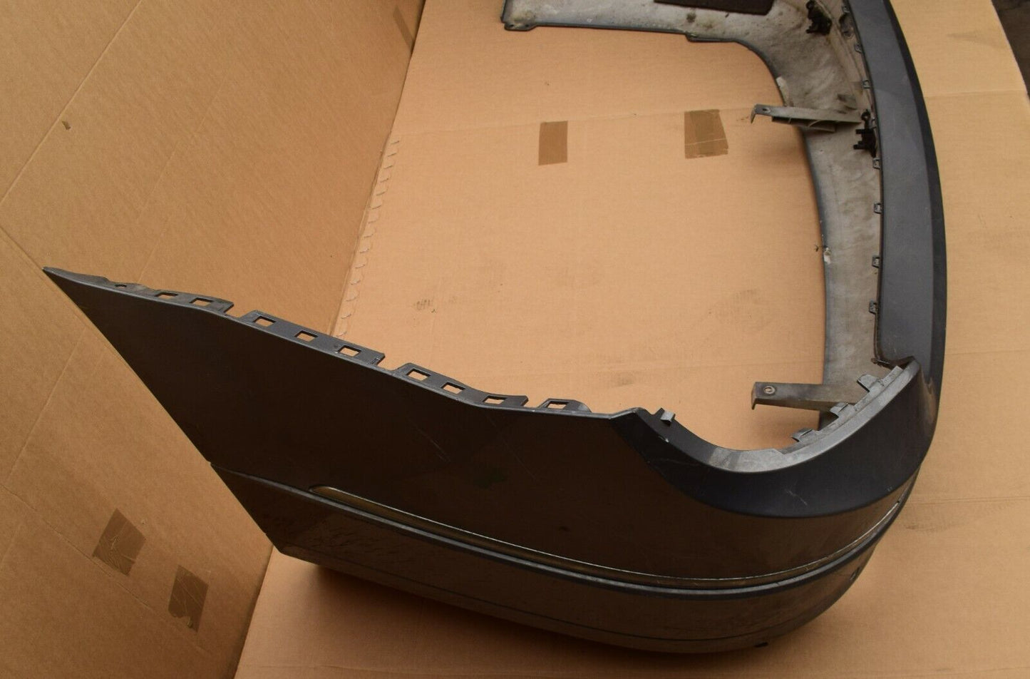 Original Mercedes w204 T Modell Stoßfänger hinten A2048852625
