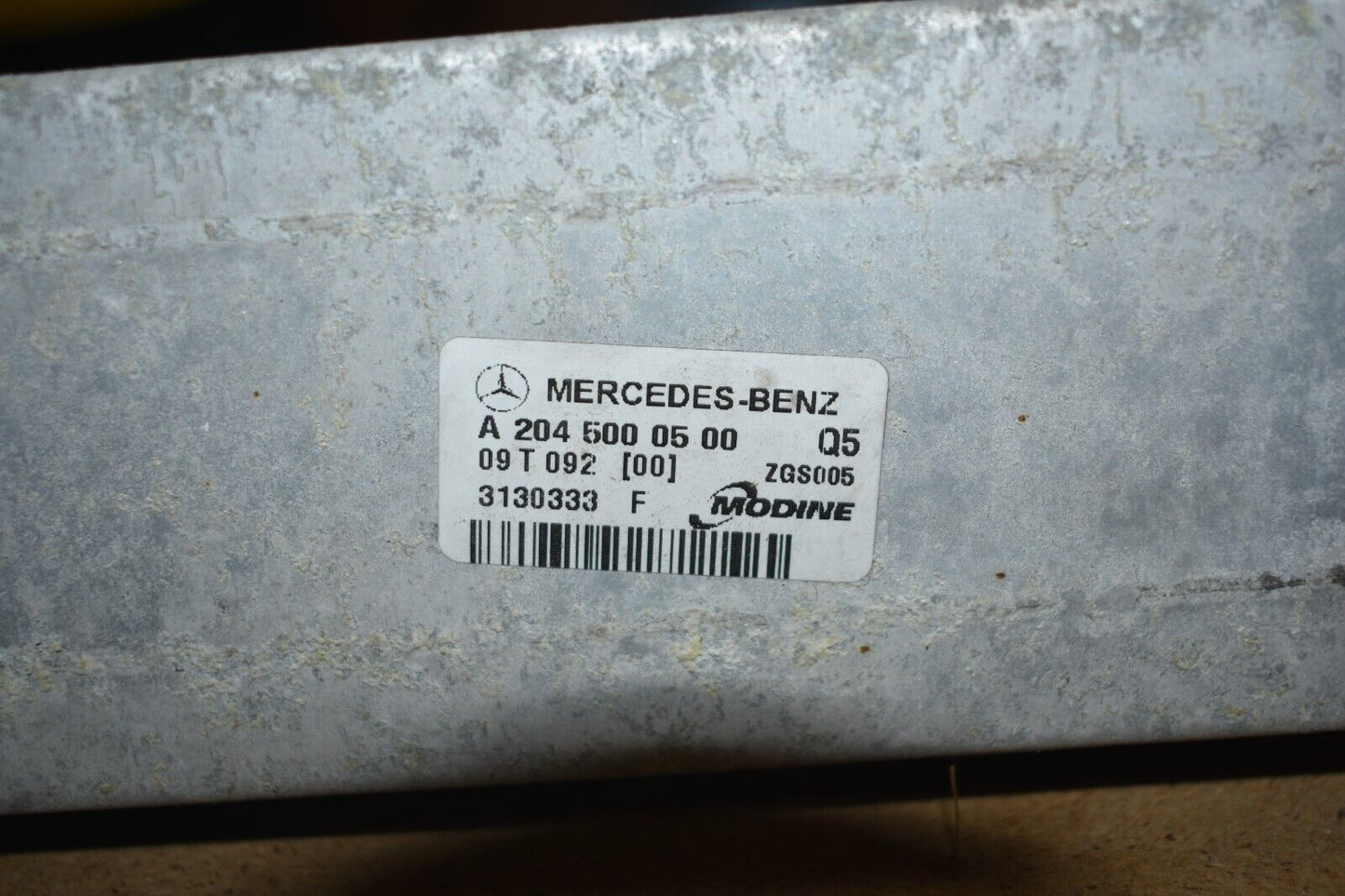 Original Mercedes C Klasse w204 E Klasse w212 Ladeluftkühler a2045000500