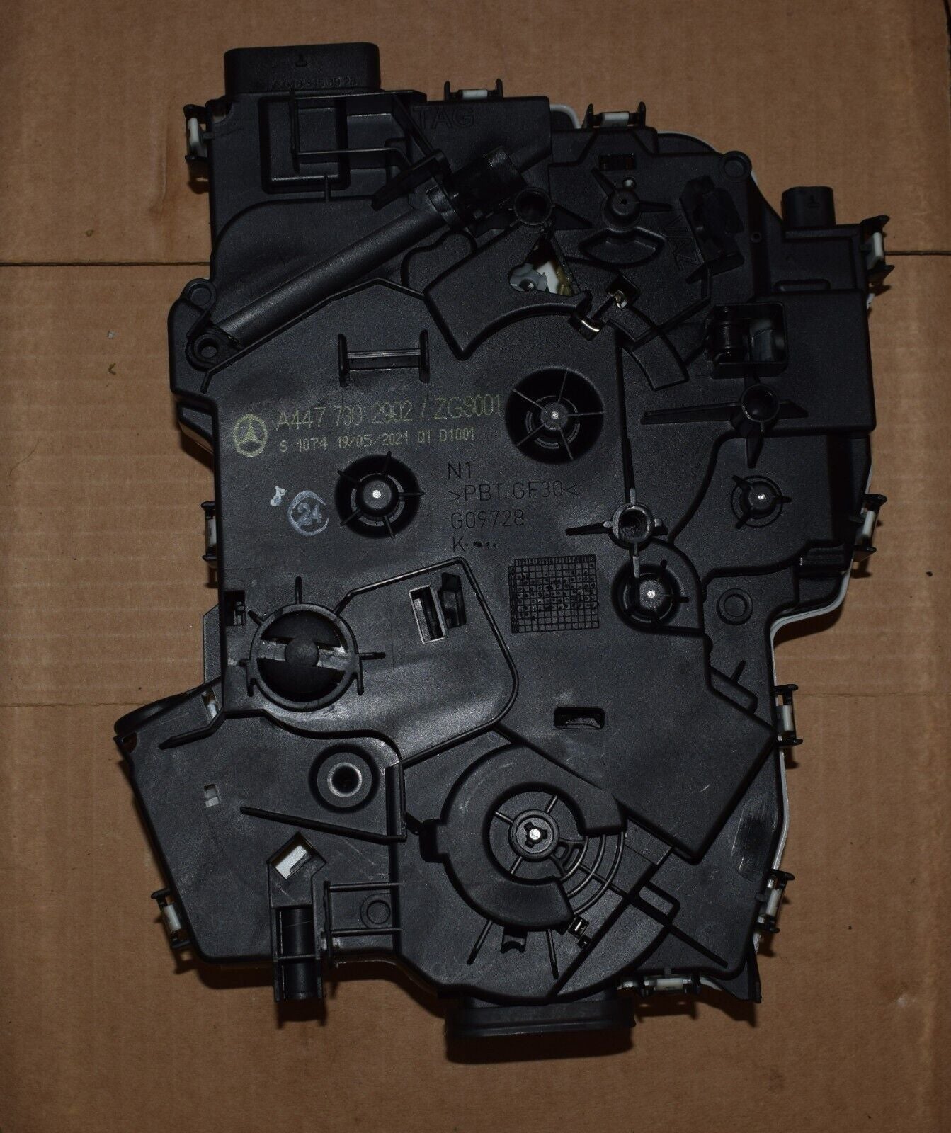 Original Mercedes w447 V Klasse Türschloss A4477302902