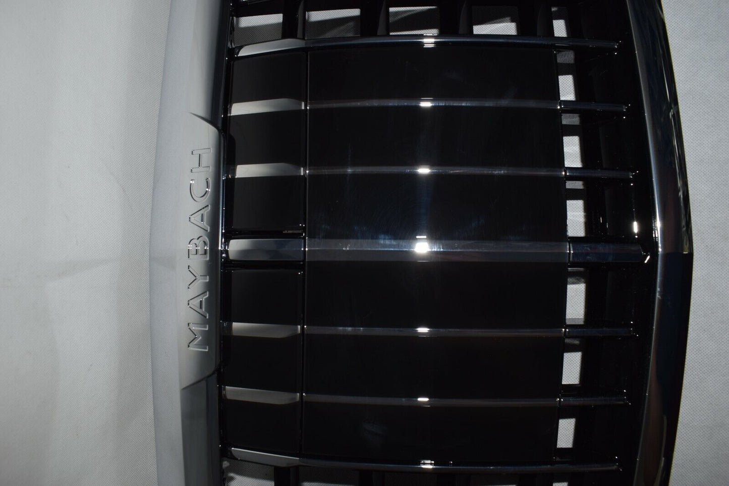Original Mercedes A2228805302 Maybach Kühlergrill X222 9040 Schwarz s klasse 222