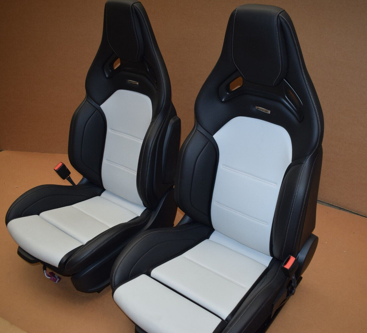 Original Mercedes w118 CLA A Klasse AMG Performance Sitze vorne