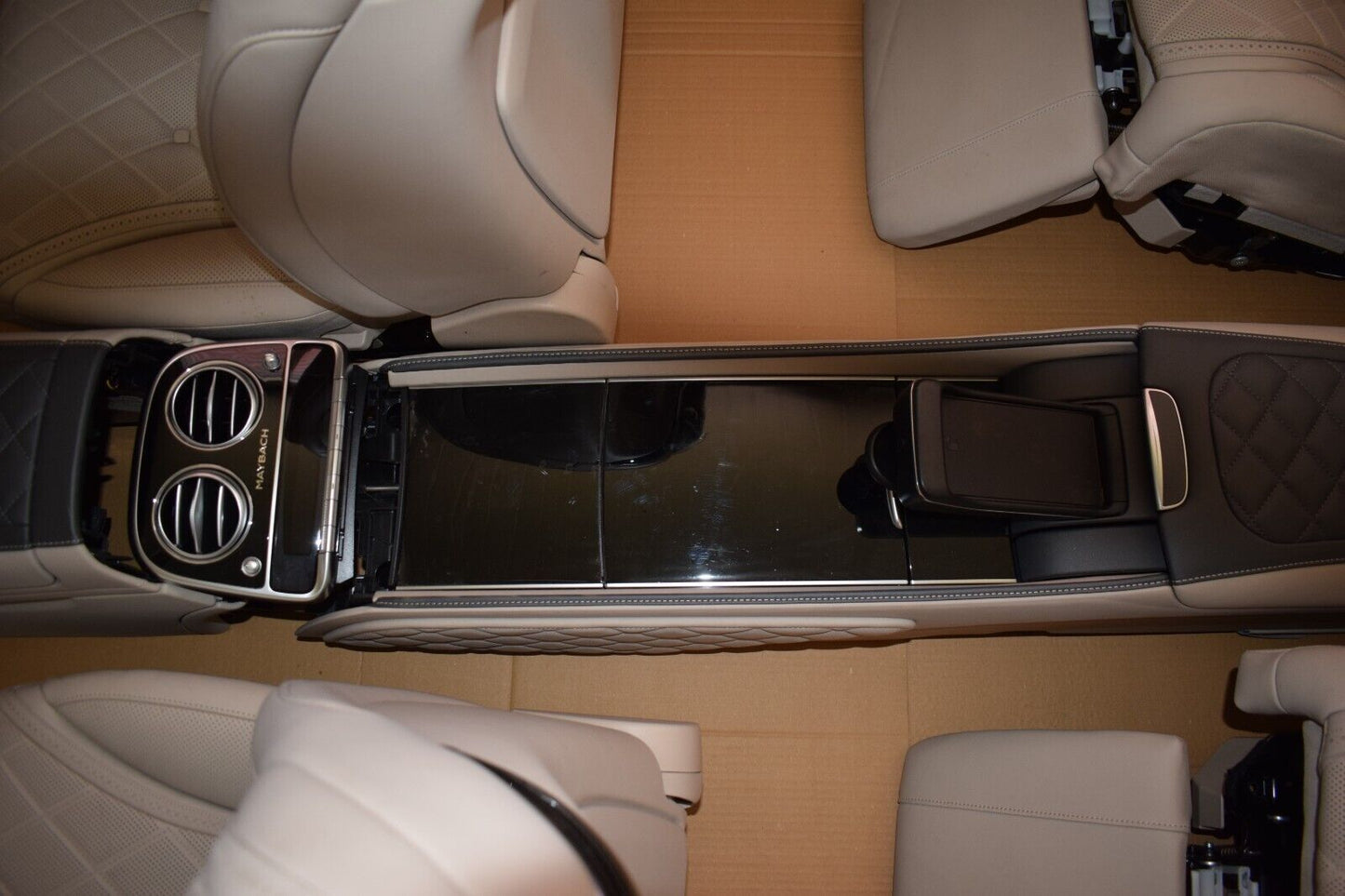 Original Mercedes S X222 Maybach Innenausstattung Sitze Tür Mittelkonsole Tische
