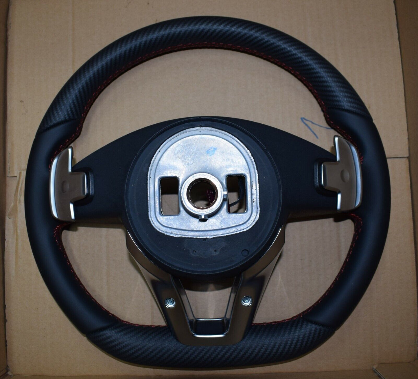 Original Mercedes Sportlenkrad Carbon CLA A Klasse w117 w176 Leder Lenkrad