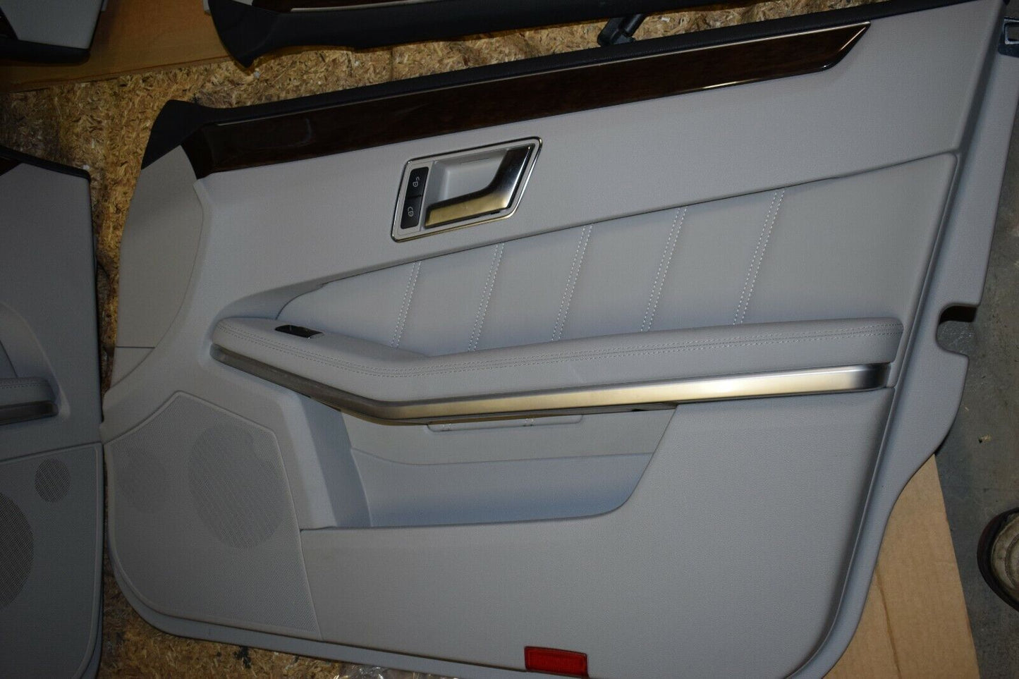Original Mercedes w212 Türverkleidung Satz vorne hinten Türpappen