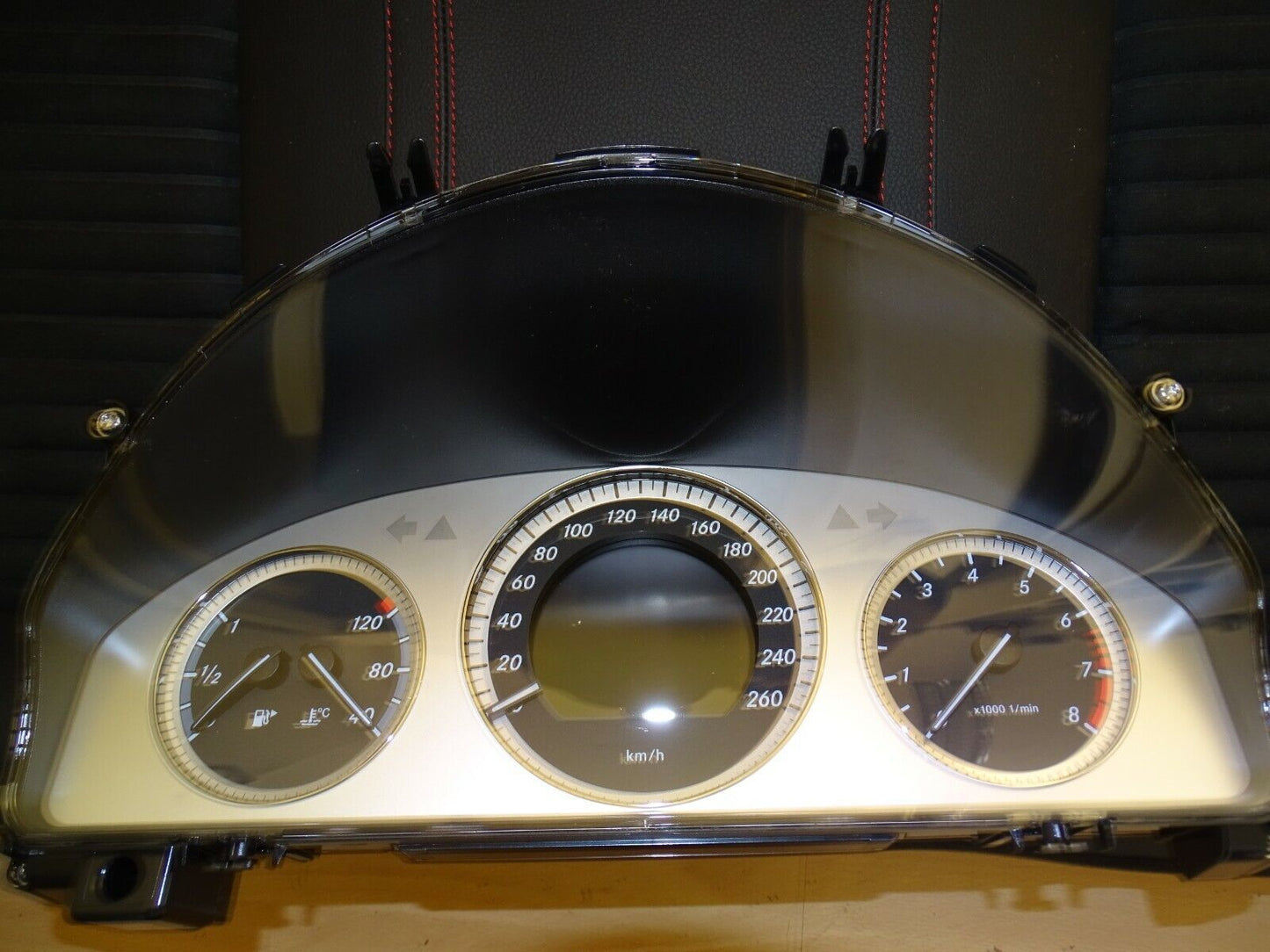 mercedes tacho kombiinstrument w204 c klasse benziner a 2049003300 VDO siemens