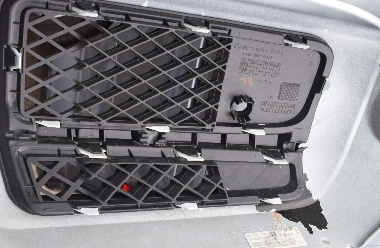 Original Mercedes G Klasse w463A Stoßstange vorne