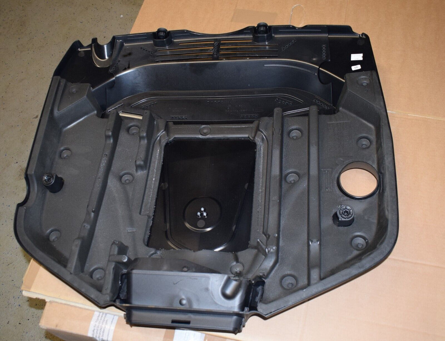 Original Mercedes Motorabdeckung OM642 w166 GLE 350d a6420107008