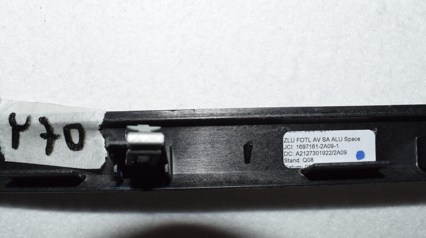 Original Mercedes w212 E Klasse Zierleiste hinten links unten a2127301922