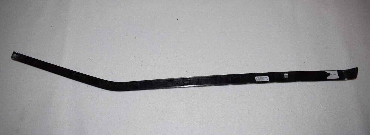 Original Mercedes w212 E Klasse Zierleiste vorne links unten a2127201922