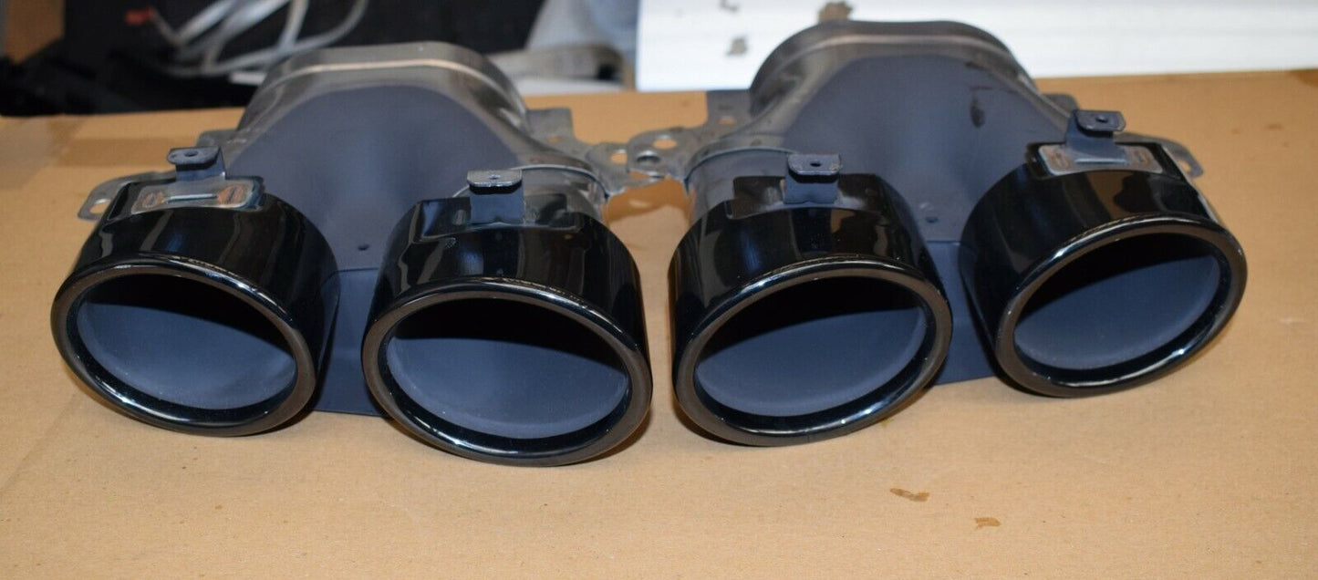 Original Mercedes AMG Auspuffblende Blende Auspuff CLS w257 257