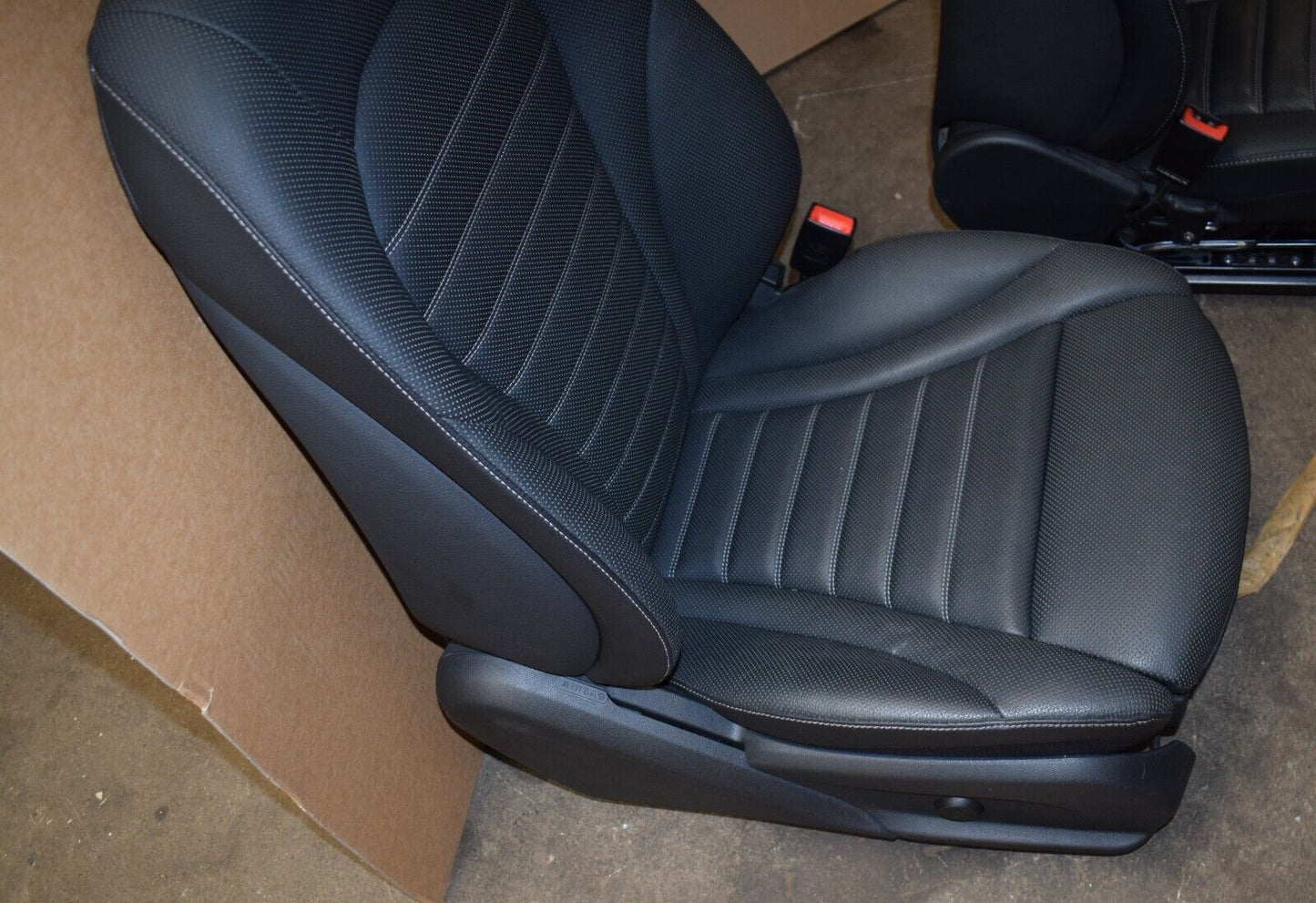 Original Mercedes w205 Fahrer Beifahrersitz C Klasse Limo T Modell Leder beheizt