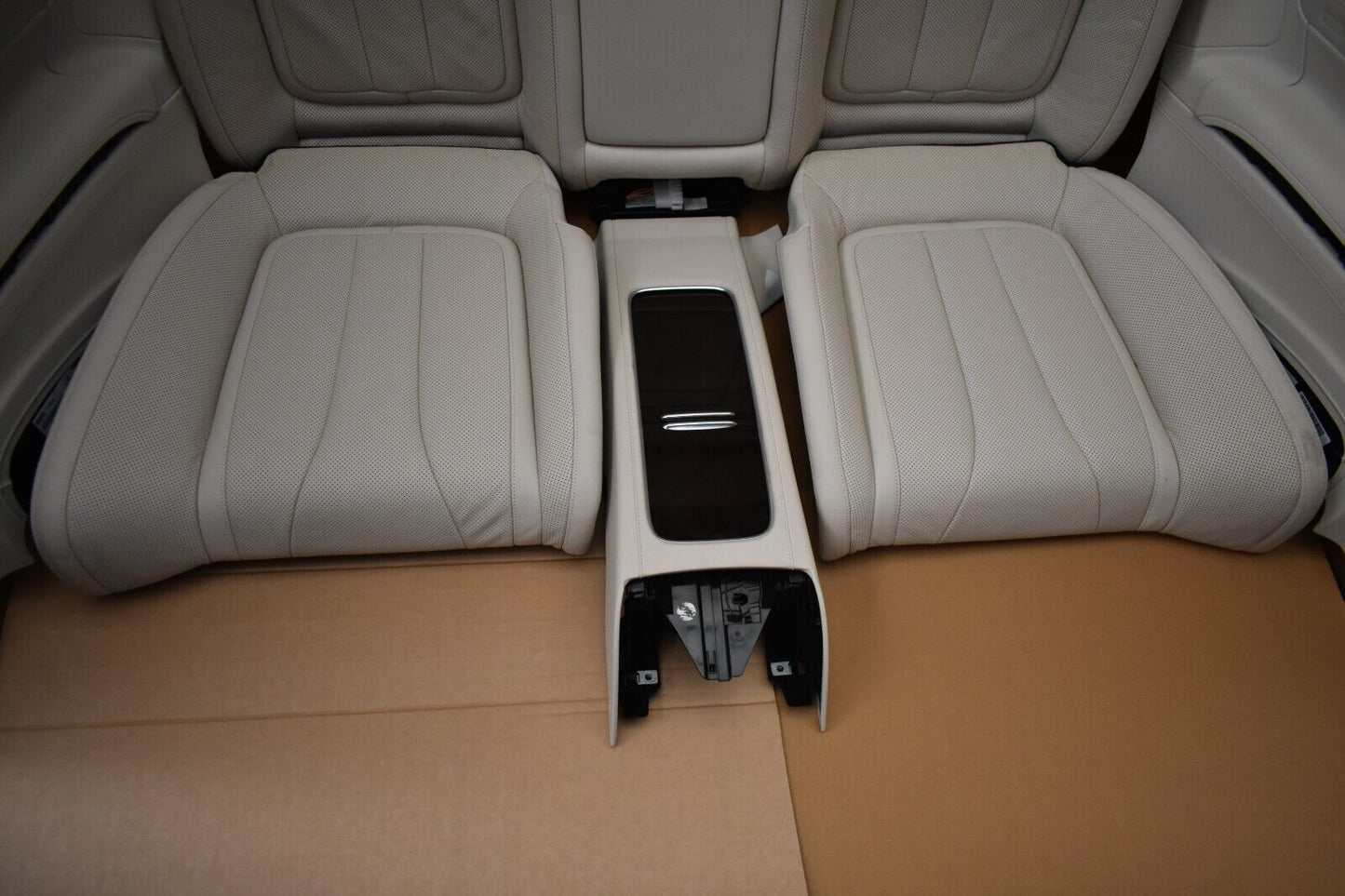 Original Mercedes w217 S Coupe Innenausstattung Sitze vorne hinten weiß Leder