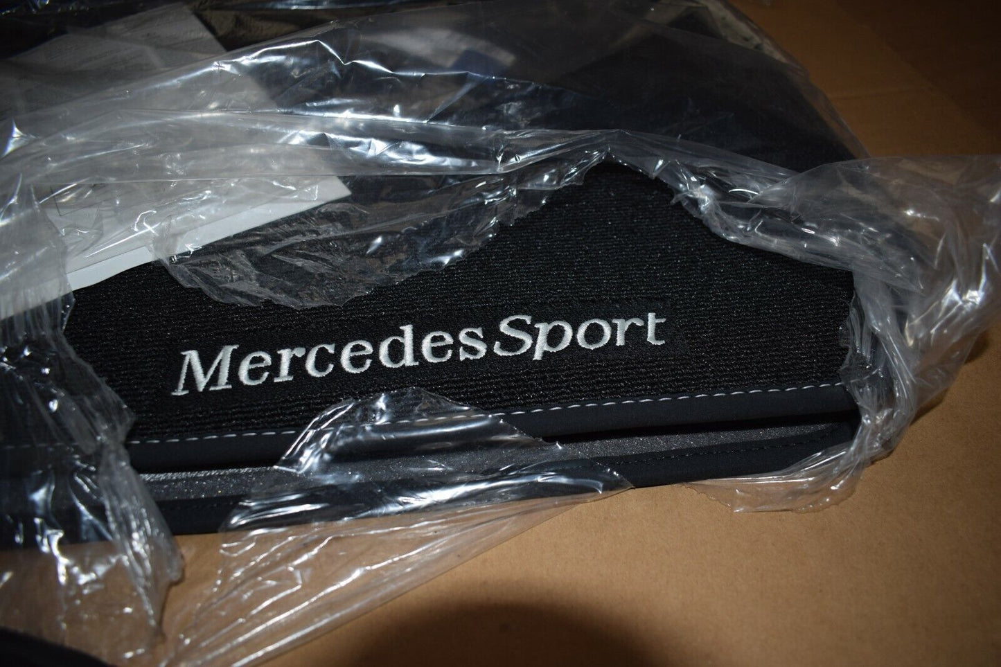 Original Mercedes Sport Fußmatten Satz Teppich w207 E Klasse Coupe Cabrio