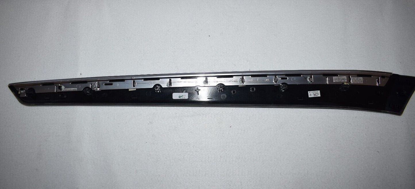 Original Mercedes w212 E Klasse Zierleiste vorne rechts a2127205222 Esche schwar