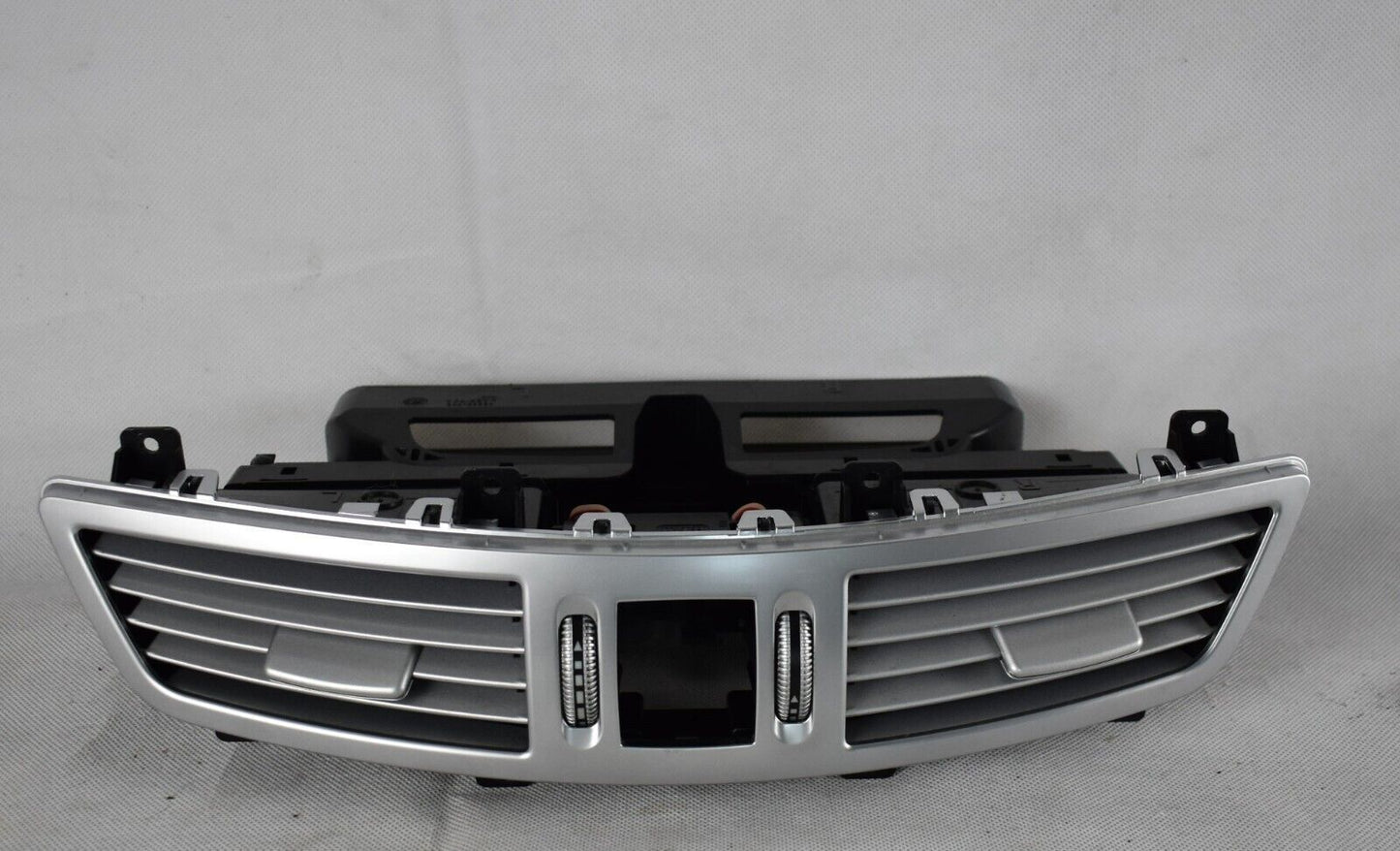 Original Mercedes w221 S Klasse Luftdüse mitte a2218300954