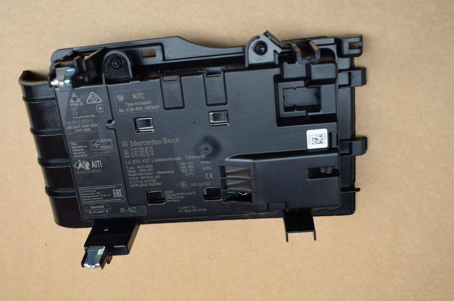 Original Mercedes Ladegerät a1779000909 Ladegerät Handy GT x290