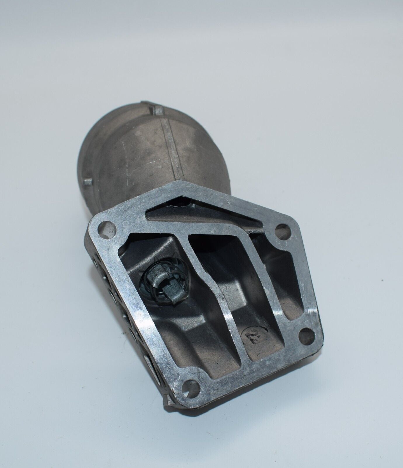 Original Mercedes w166 GLE GLS Ölfiltergehäuse a1661800310