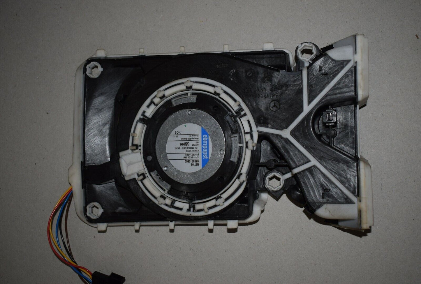 Original Mercedes E Klasse W212 w204 w218 Klima Heizung Gebläse A2048300008